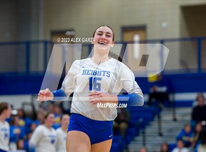 Thumbnail 1 in South San vs Alamo Heights (UIL 5A Region 4 Bi-District Playoff) photogallery.