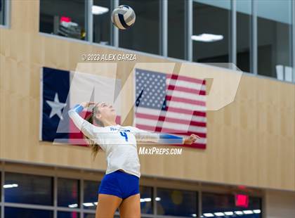 Thumbnail 3 in South San vs Alamo Heights (UIL 5A Region 4 Bi-District Playoff) photogallery.