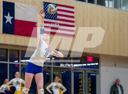 Thumbnail 3 in South San vs Alamo Heights (UIL 5A Region 4 Bi-District Playoff) photogallery.