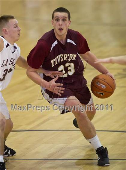 Thumbnail 3 in LaSalle Academy vs. Tiverton (RIIL State Round 1) photogallery.