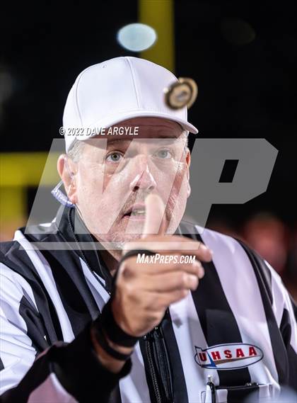 Thumbnail 1 in Desert Hills vs. Crimson Cliffs (UHSAA 4A Final) photogallery.