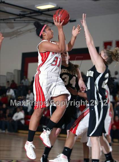 Thumbnail 3 in Rock Canyon @ Denver East (CHSAA 5A 2nd Round) photogallery.