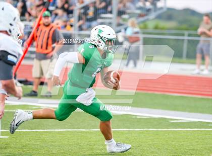 Thumbnail 3 in Versailles @ Blair Oaks photogallery.