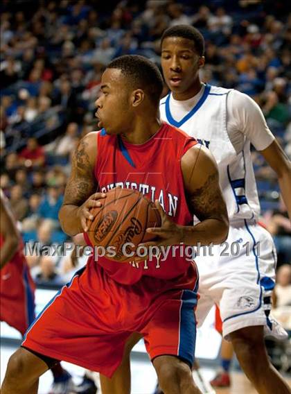 Thumbnail 2 in Eastern vs. Christian County (KHSAA Sweet 16 Semifinal) photogallery.