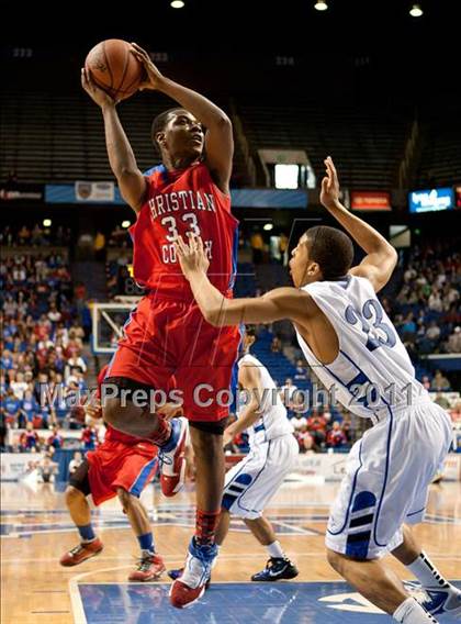 Thumbnail 3 in Eastern vs. Christian County (KHSAA Sweet 16 Semifinal) photogallery.