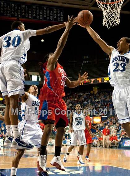 Thumbnail 2 in Eastern vs. Christian County (KHSAA Sweet 16 Semifinal) photogallery.