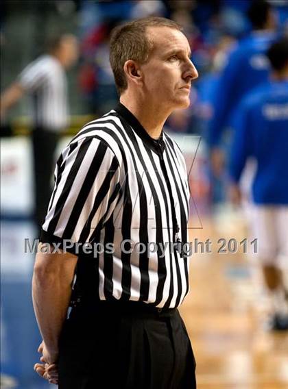 Thumbnail 2 in Eastern vs. Christian County (KHSAA Sweet 16 Semifinal) photogallery.
