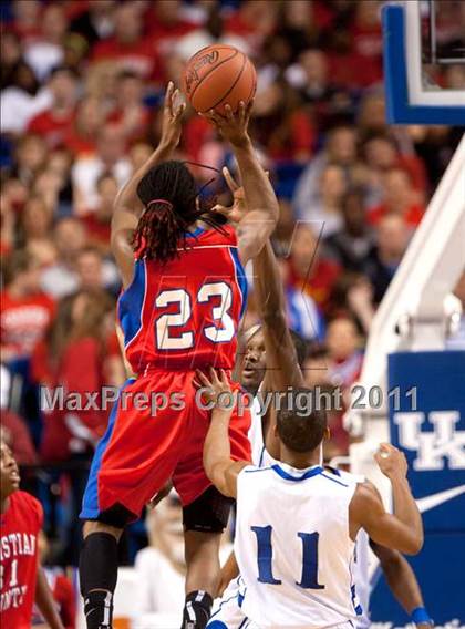 Thumbnail 2 in Eastern vs. Christian County (KHSAA Sweet 16 Semifinal) photogallery.