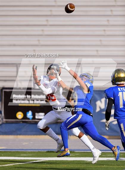 Thumbnail 2 in Reed vs. Bishop Gorman (NIAA 4A Final) photogallery.