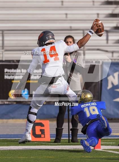Thumbnail 3 in Reed vs. Bishop Gorman (NIAA 4A Final) photogallery.