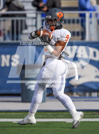 Thumbnail 1 in Reed vs. Bishop Gorman (NIAA 4A Final) photogallery.