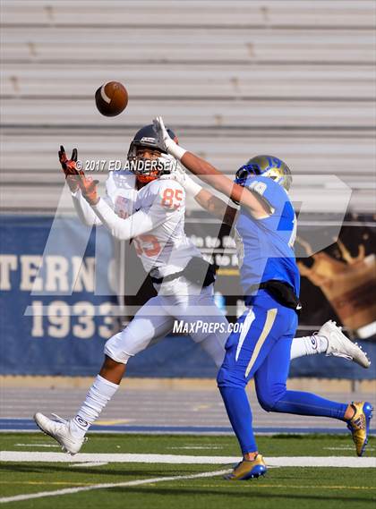 Thumbnail 3 in Reed vs. Bishop Gorman (NIAA 4A Final) photogallery.
