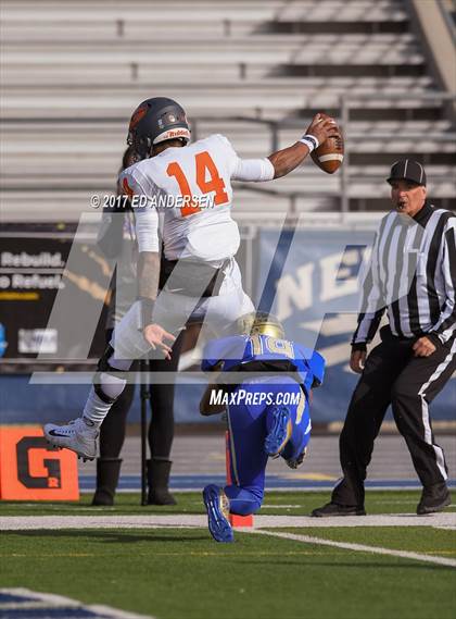 Thumbnail 2 in Reed vs. Bishop Gorman (NIAA 4A Final) photogallery.