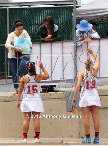 Thumbnail 3 in Corona Del Mar vs. Mater Dei (CIF OC Semifinal) photogallery.