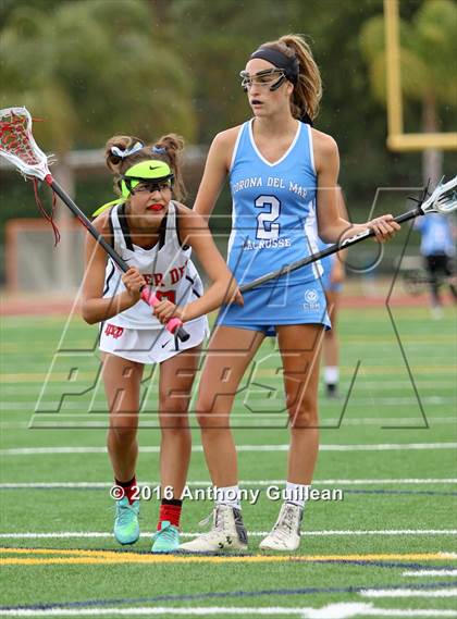 Thumbnail 3 in Corona Del Mar vs. Mater Dei (CIF OC Semifinal) photogallery.