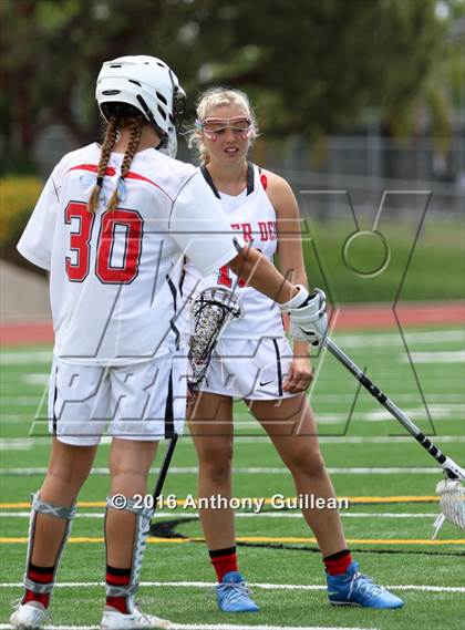 Thumbnail 2 in Corona Del Mar vs. Mater Dei (CIF OC Semifinal) photogallery.