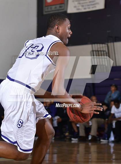 Thumbnail 3 in Christian Brothers vs. Sacramento (St. Hope Elite Classic) photogallery.