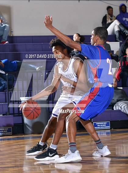 Thumbnail 3 in Christian Brothers vs. Sacramento (St. Hope Elite Classic) photogallery.