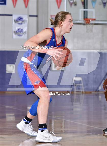 Thumbnail 2 in Christian Brothers vs. Sacramento (St. Hope Elite Classic) photogallery.