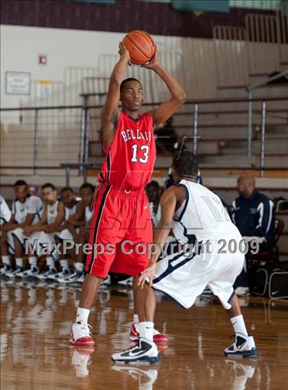 Thumbnail 1 in Huntington vs. Bellaire  (McDonalds Texas Invitational) photogallery.