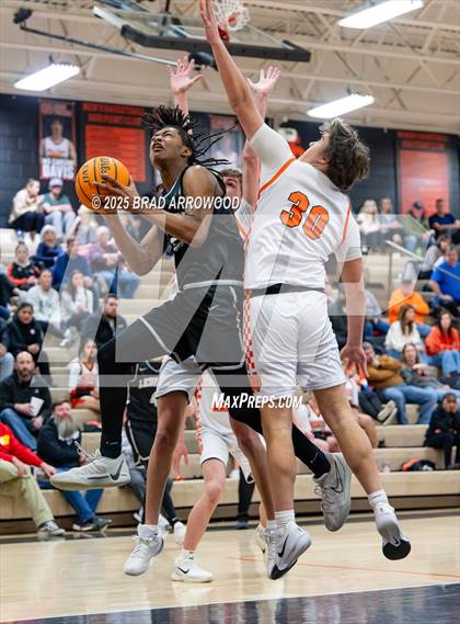 Thumbnail 2 in Ledford @ North Davidson photogallery.