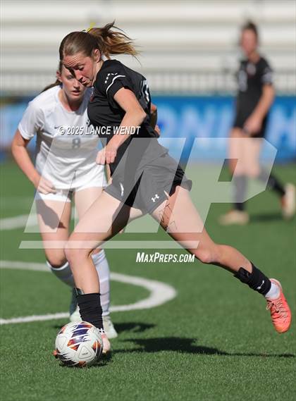 Thumbnail 3 in Colorado Academy vs. Timnath (CHSAA 3A Final) photogallery.