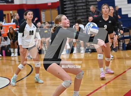 Thumbnail 1 in Harvard-Westlake vs .Kamehameha Hawai'i (Durango Fall Classic) photogallery.