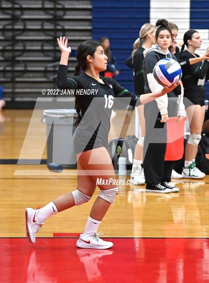 Thumbnail 1 in Harvard-Westlake vs .Kamehameha Hawai'i (Durango Fall Classic) photogallery.