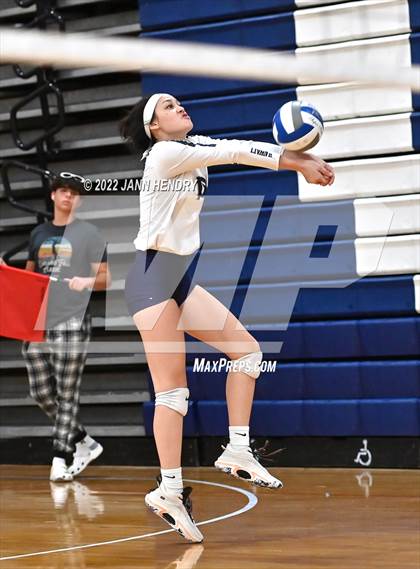 Thumbnail 2 in Harvard-Westlake vs .Kamehameha Hawai'i (Durango Fall Classic) photogallery.