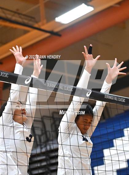 Thumbnail 3 in Harvard-Westlake vs .Kamehameha Hawai'i (Durango Fall Classic) photogallery.