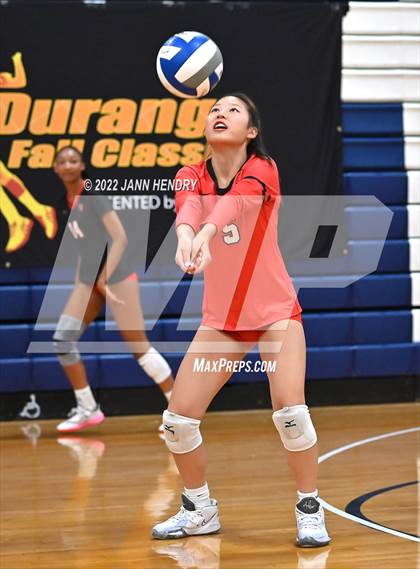 Thumbnail 2 in Harvard-Westlake vs .Kamehameha Hawai'i (Durango Fall Classic) photogallery.
