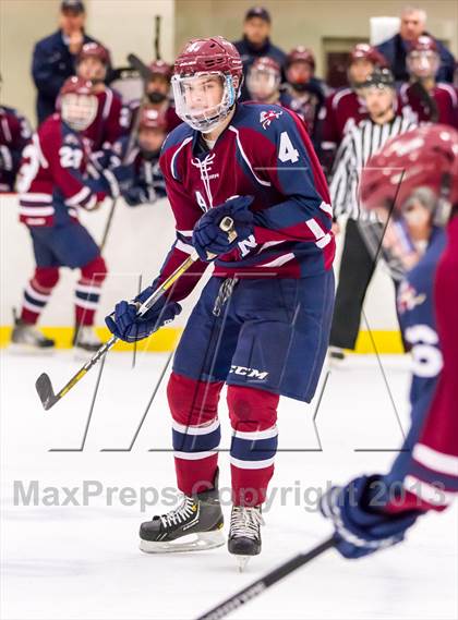 Thumbnail 2 in Kent School vs. Avon Old Farms (Avon Old Farms Christmas Classic) photogallery.
