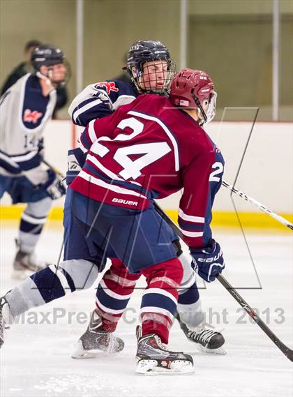 Thumbnail 1 in Kent School vs. Avon Old Farms (Avon Old Farms Christmas Classic) photogallery.