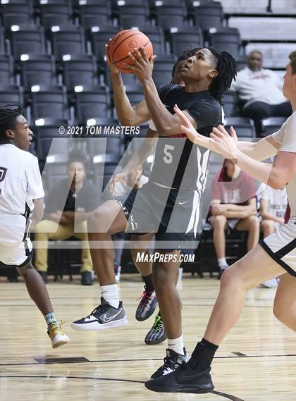 Thumbnail 3 in Rock Hill vs Liberty Heights (Battle at The Rock, Rock Hill, SC) photogallery.
