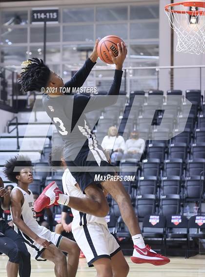 Thumbnail 2 in Rock Hill vs Liberty Heights (Battle at The Rock, Rock Hill, SC) photogallery.