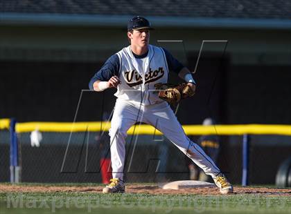 Thumbnail 2 in Victor vs. Fairport (Section 5 Class AAA/AA Crossover) photogallery.