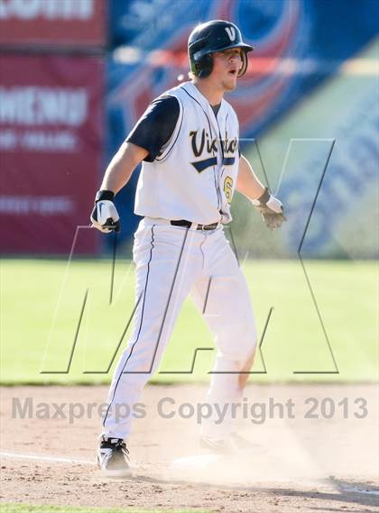 Thumbnail 1 in Victor vs. Fairport (Section 5 Class AAA/AA Crossover) photogallery.