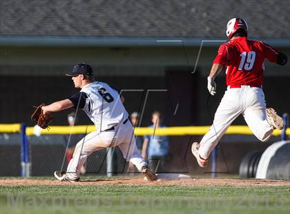 Thumbnail 2 in Victor vs. Fairport (Section 5 Class AAA/AA Crossover) photogallery.