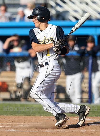 Thumbnail 3 in Victor vs. Fairport (Section 5 Class AAA/AA Crossover) photogallery.
