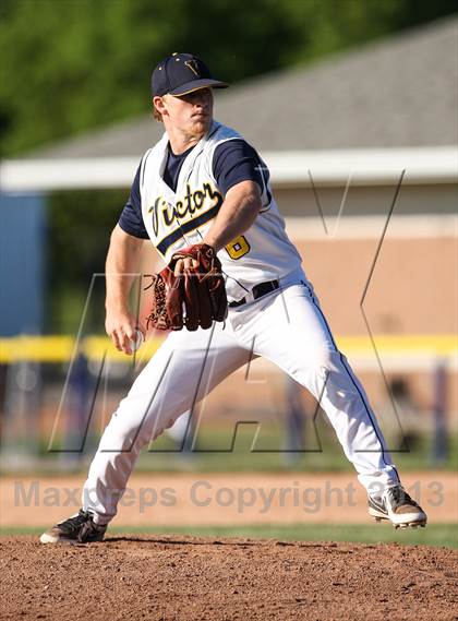 Thumbnail 1 in Victor vs. Fairport (Section 5 Class AAA/AA Crossover) photogallery.