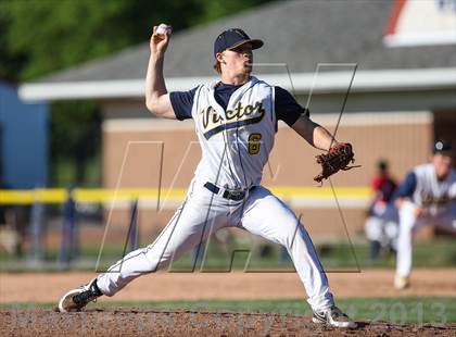 Thumbnail 2 in Victor vs. Fairport (Section 5 Class AAA/AA Crossover) photogallery.