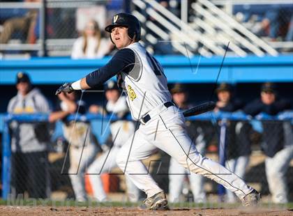 Thumbnail 3 in Victor vs. Fairport (Section 5 Class AAA/AA Crossover) photogallery.