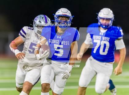 Thumbnail 2 in Stockdale @ George West (UIL 3A Division 2 Bi-District Playoffs) photogallery.