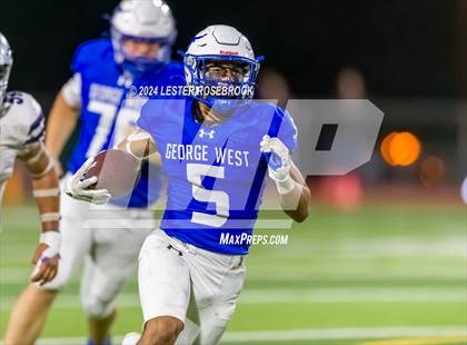 Thumbnail 1 in Stockdale @ George West (UIL 3A Division 2 Bi-District Playoffs) photogallery.
