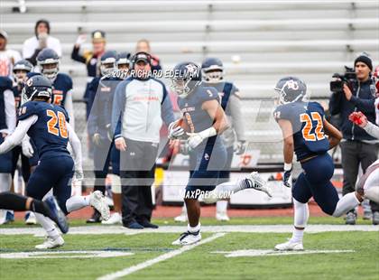 Thumbnail 2 in Stanwood vs Eastside Catholic photogallery.