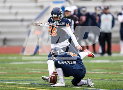 Thumbnail 2 in Stanwood vs Eastside Catholic photogallery.