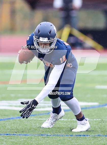 Thumbnail 1 in Stanwood vs Eastside Catholic photogallery.