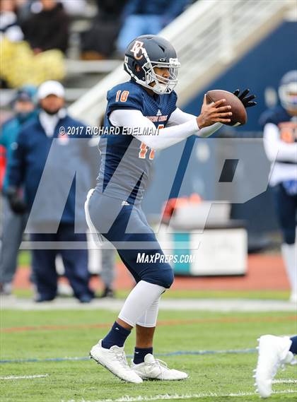Thumbnail 3 in Stanwood vs Eastside Catholic photogallery.