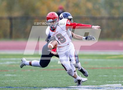 Thumbnail 3 in Stanwood vs Eastside Catholic photogallery.