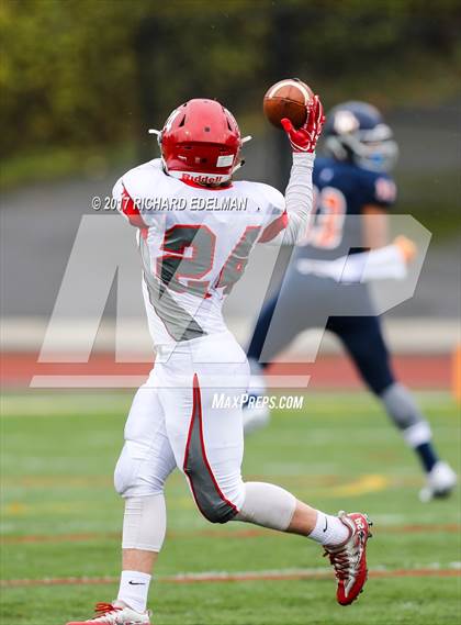 Thumbnail 1 in Stanwood vs Eastside Catholic photogallery.